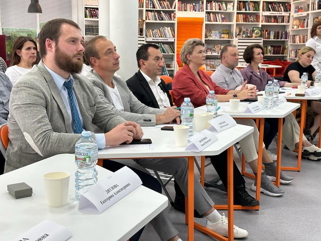 Подведены итоги образовательного курса для предпринимателей с инвалидностью «Начни свое дело» Подведены итоги образовательного курса для предпринимателей с инвалидностью «Начни свое дело»
