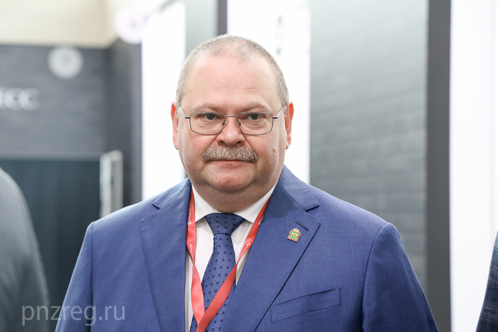 Олег Мельниченко возглавил работу делегации Пензенской области на Петербургском международном экономическом форуме