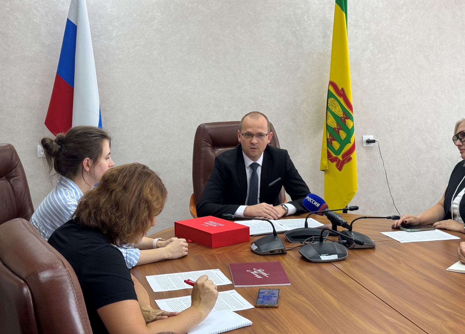 В Министерстве экономического развития и промышленности Пензенской области рассказали о III Межрегиональной Неделе моды «Знай Пензу 2025» В Министерстве экономического развития и промышленности Пензенской области рассказали о III Межрегиональной Неделе моды «Знай Пензу 2025»