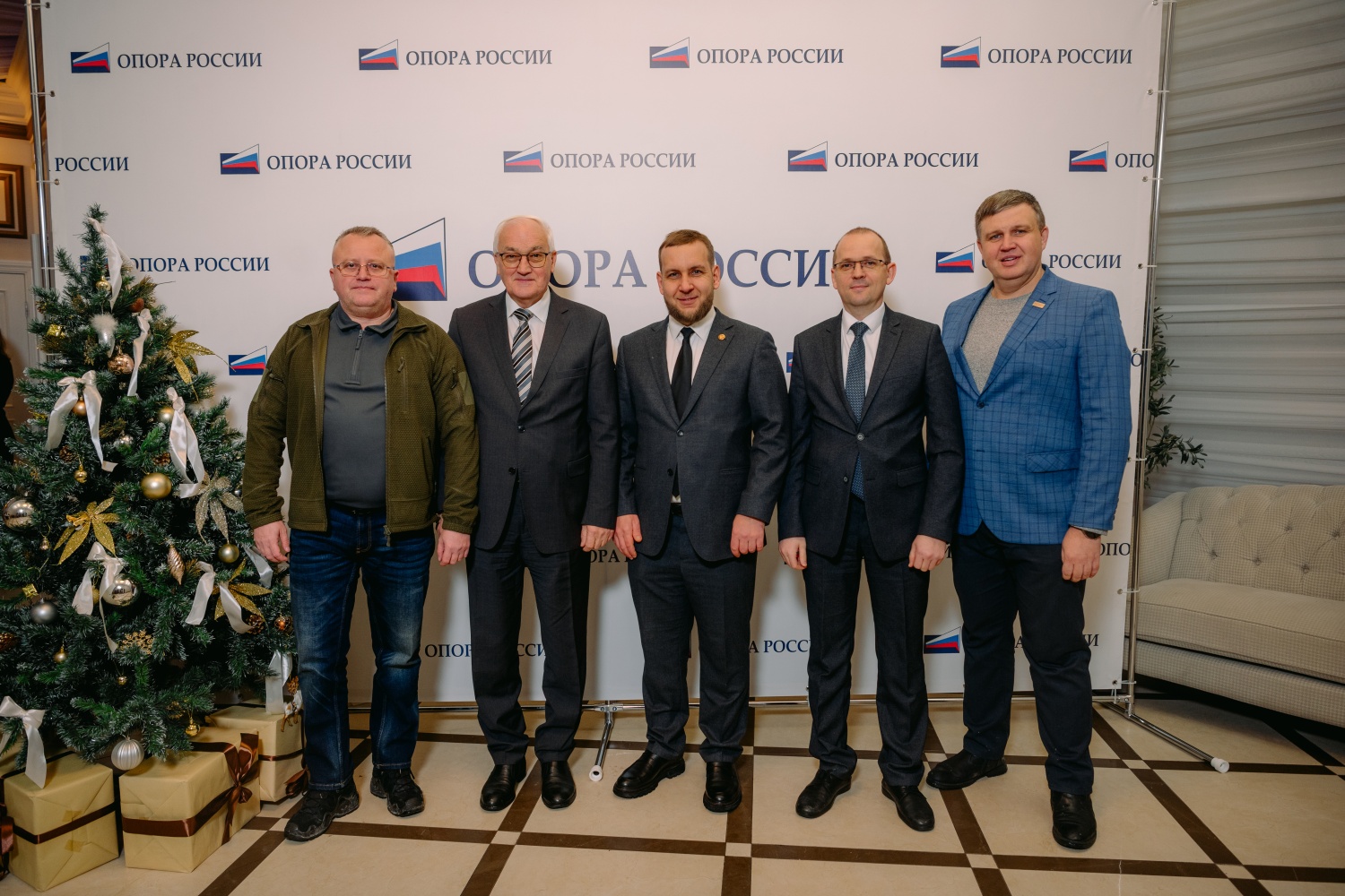 Отмечены лучшие предприниматели «Опоры России» Отмечены лучшие предприниматели «Опоры России»