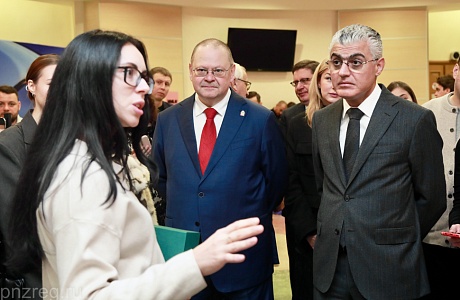 Олег Мельниченко и Роберт Мирзоян пообщались с предпринимателями — участниками проекта «Платформа роста»