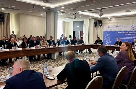 Пензенская делегация принимает участие в  Международном торгово-логистическом форуме «Средняя Волга – Каспий»