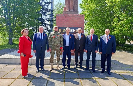Роман Трялин принял участие в торжествах по случаю празднования 81-й годовщины Победы